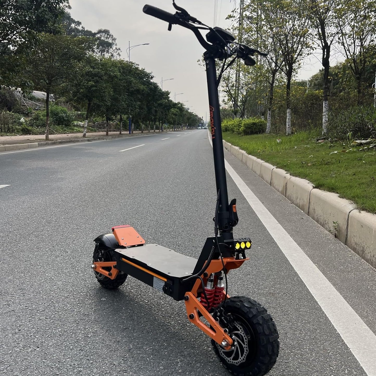 TOURSOR X5-60 Folding Electric Scooter – Dual 3000W Motors (6000W) , 60V 35Ah Battery, 11" Off-Road Tires, High-Speed Adult E-Scooter
